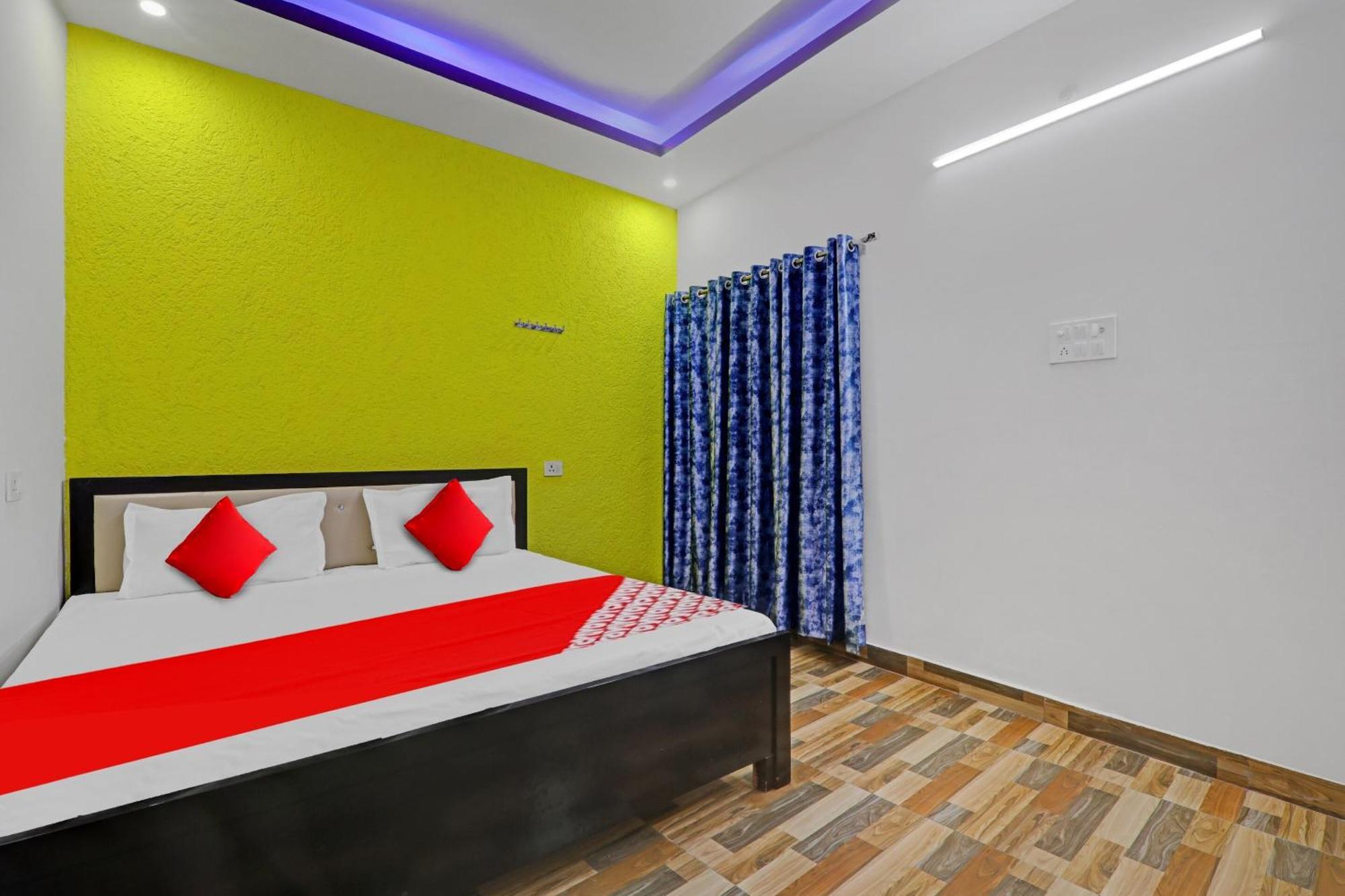 Hotel O R K Hotels Lucknow Exteriör bild